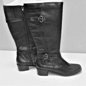 Liz & Co Black Heeled Leather Boots